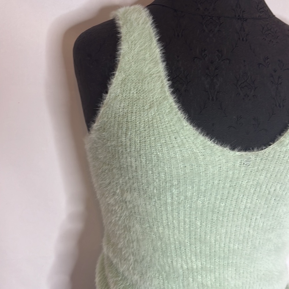 ASTR THE LABEL SPLENDOR TANK - Picture 6 of 9